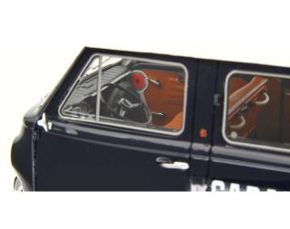Fiat 850 Familiare Carabinieri 1965-76 Laudoracing 1:18 Resinemodell (Türen, Motorhaube... nicht zu öffnen!)
